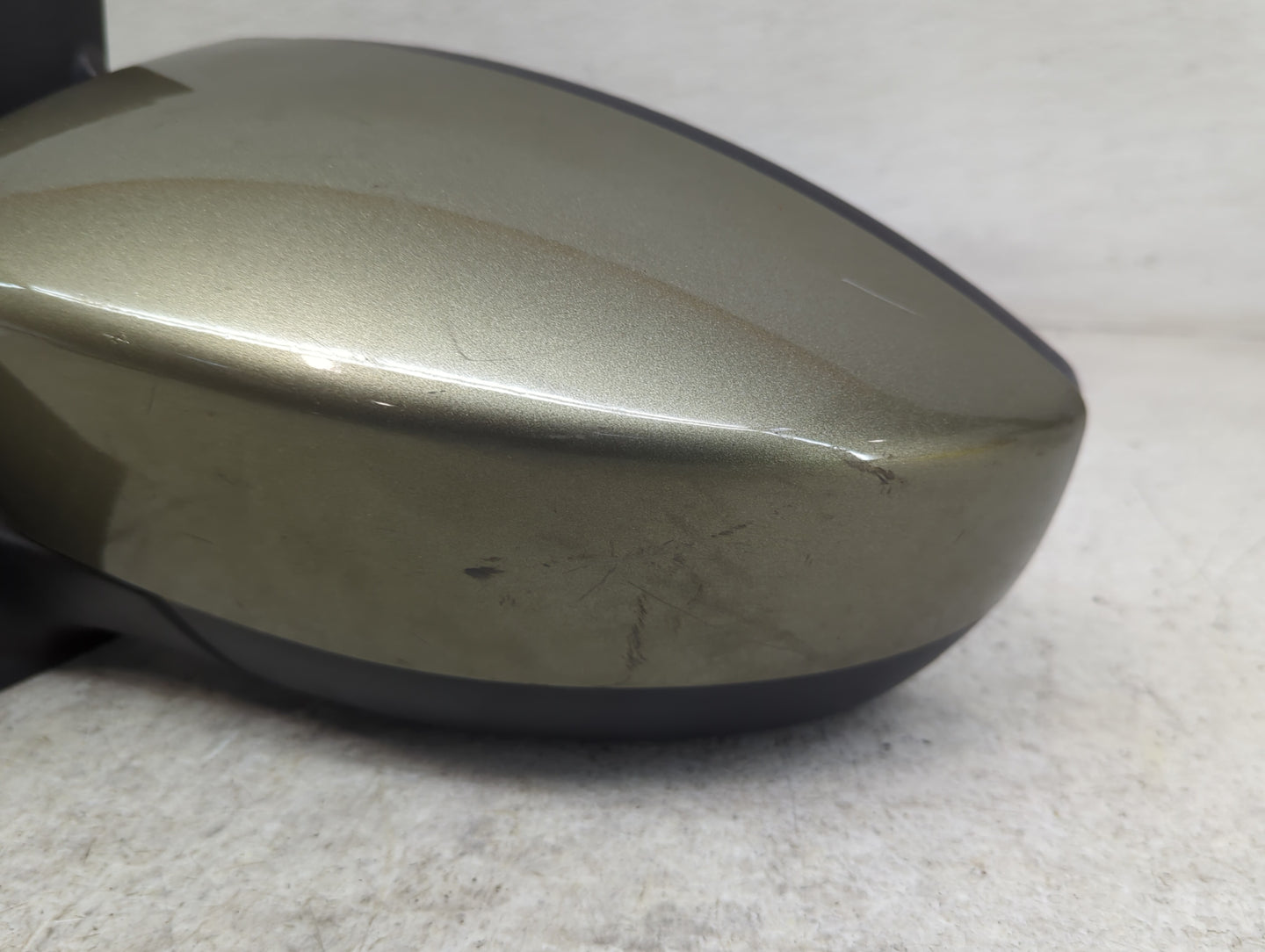2013-2016 Ford Escape Driver Side View Mirror - Left Door Mirror OEM Used - Oemusedautoparts1.com