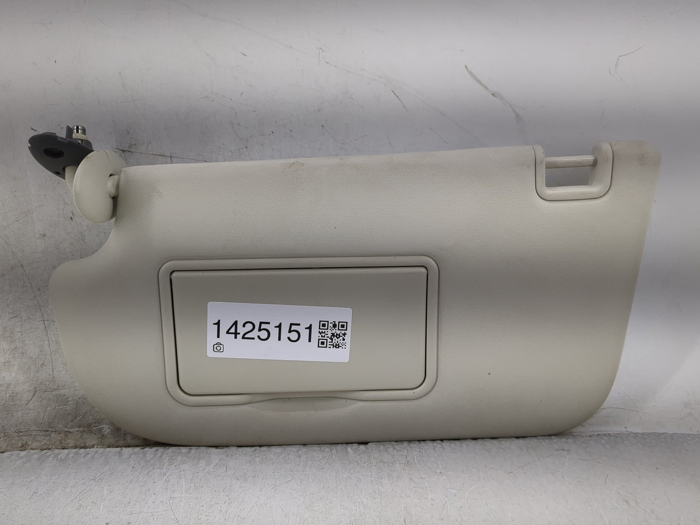 2013-2019 Ford Escape Sun Visor Shade Replacement Passenger Right Mirror Fits Fits 2013 2014 2015 2016 2017 2018 2019 OEM Us