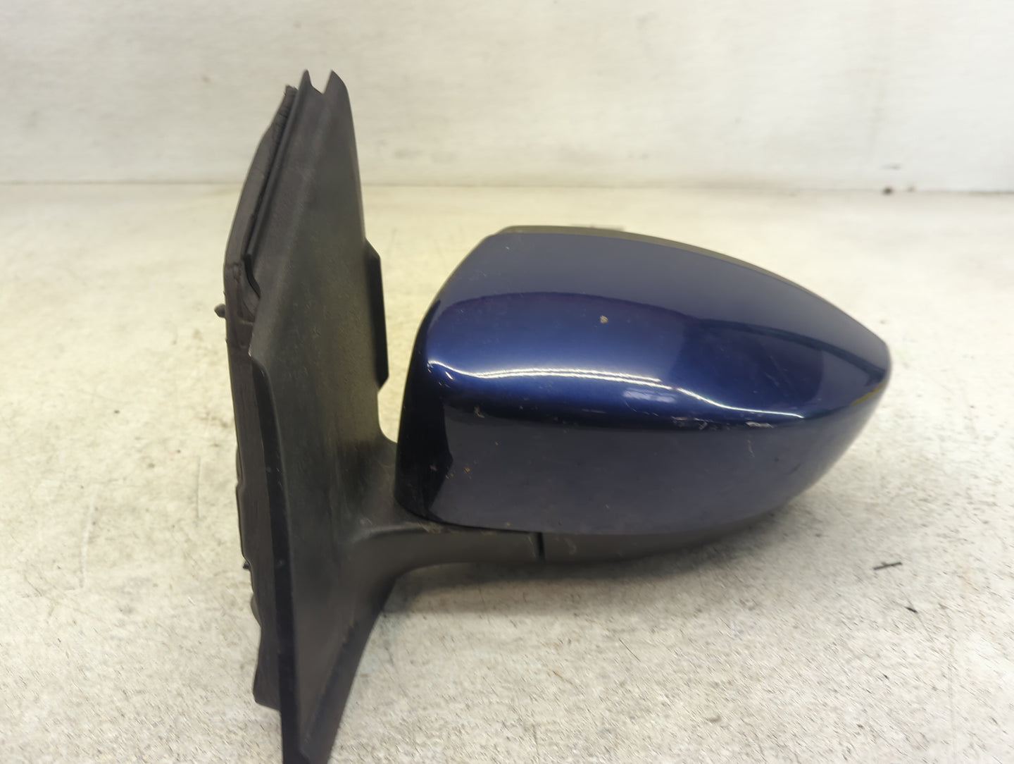 2013-2016 Ford Escape Driver Side View Mirror - Left Door Mirror OEM Used - Oemusedautoparts1.com