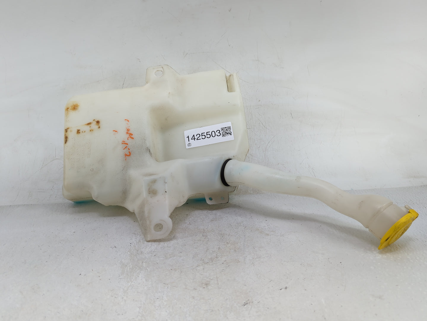 2013-2014 Ford Escape Windshield Washer Fluid Reservoir Bottle Oem White - Oemusedautoparts1.com
