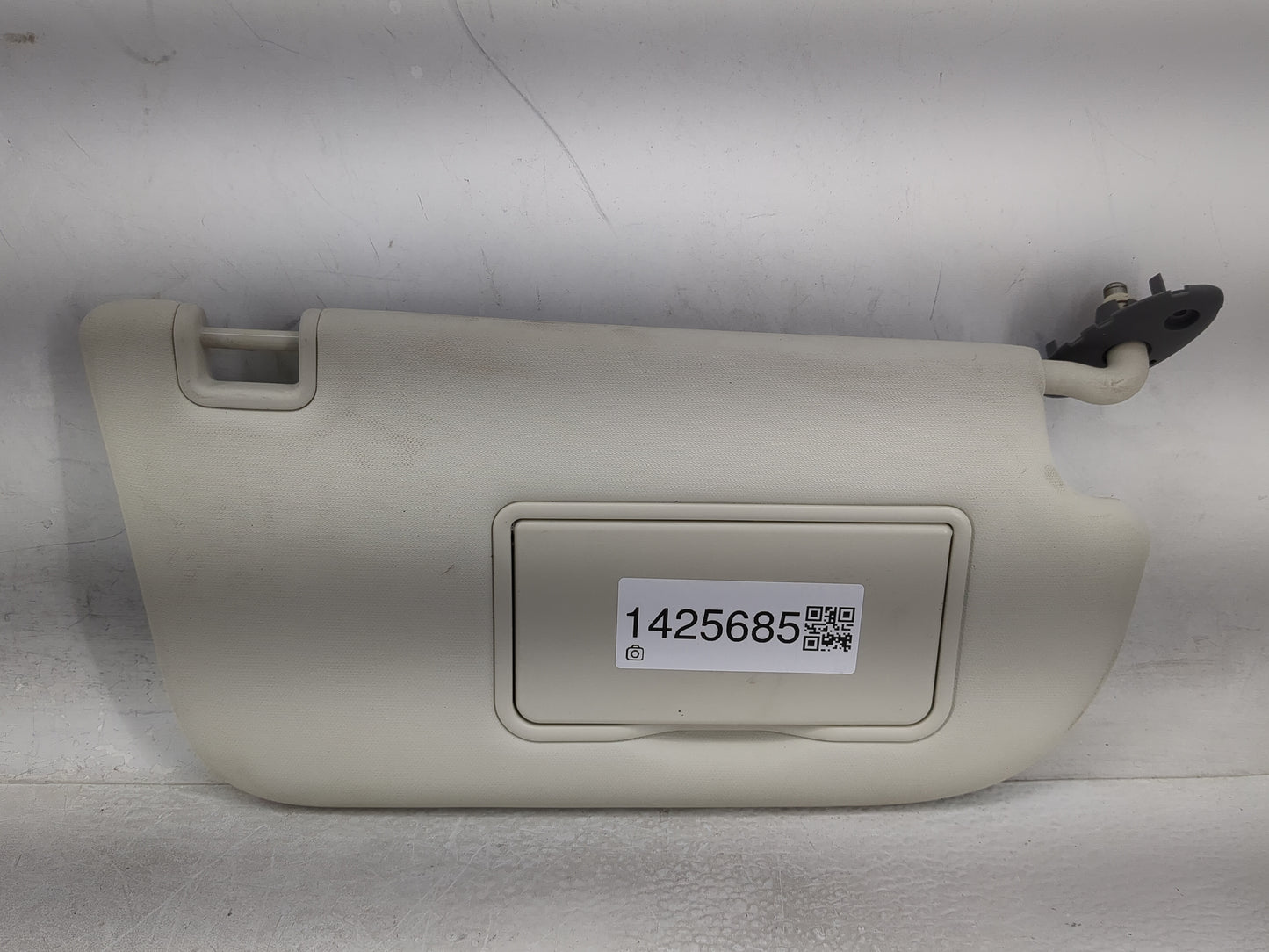 2013-2019 Ford Escape Sun Visor Shade Replacement Passenger Right Mirror Fits Fits 2013 2014 2015 2016 2017 2018 2019 OEM Us
