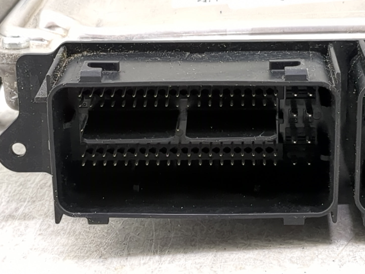 2013-2016 Ford Escape PCM Engine Control Computer ECU ECM PCU OEM P/N:CV6A-12B684-CA Fits Fits 2013 2014 2015 2016 OEM Used 