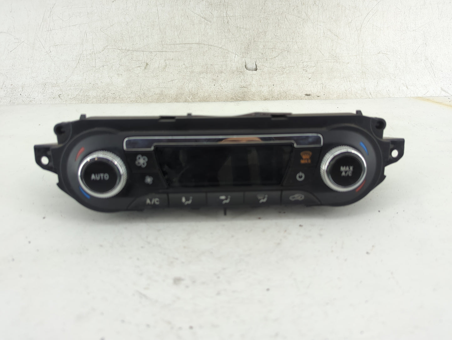 2013 Ford Escape Climate Control Module Temperature AC/Heater Replacement P/N:CJ5T-18C612-BA Fits OEM Used Auto Parts - Oemu