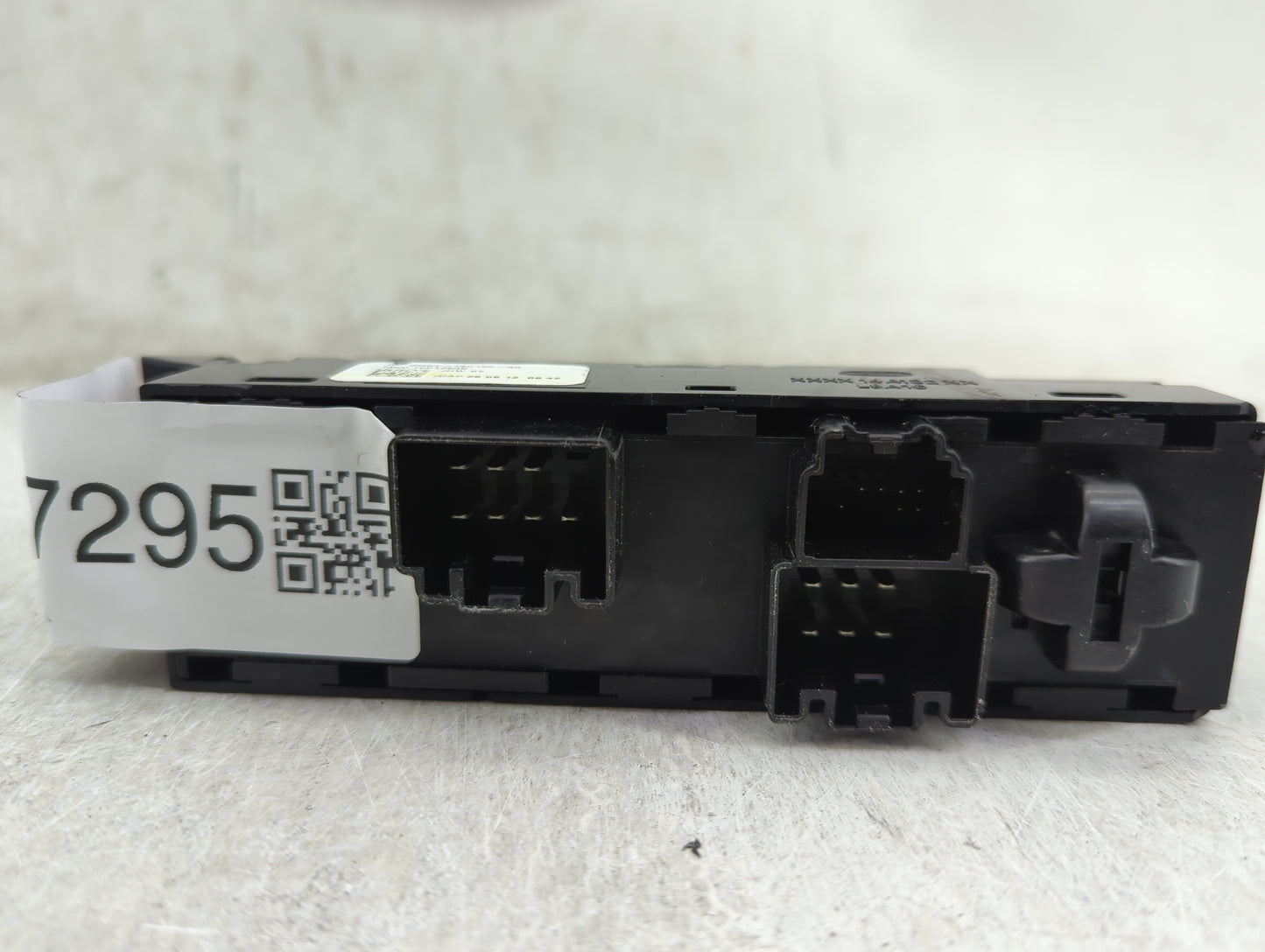 2013-2019 Ford Escape Master Power Window Switch Replacement Driver Side Left P/N:BM5T-14A132-AA Fits OEM Used Auto Parts - 