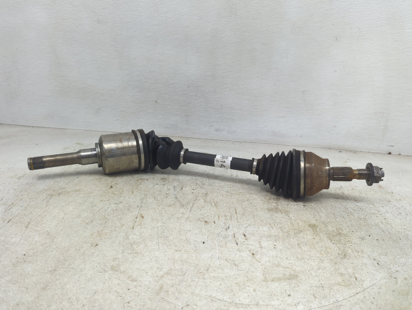 2013-2019 Ford Escape Axle Shaft Front Driver Cv C/v - Oemusedautoparts1.com
