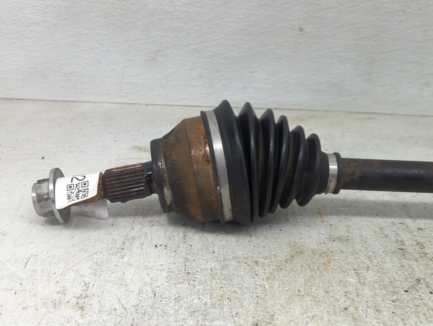 2013-2019 Ford Escape Axle Shaft Front Passenger Cv C/v - Oemusedautoparts1.com