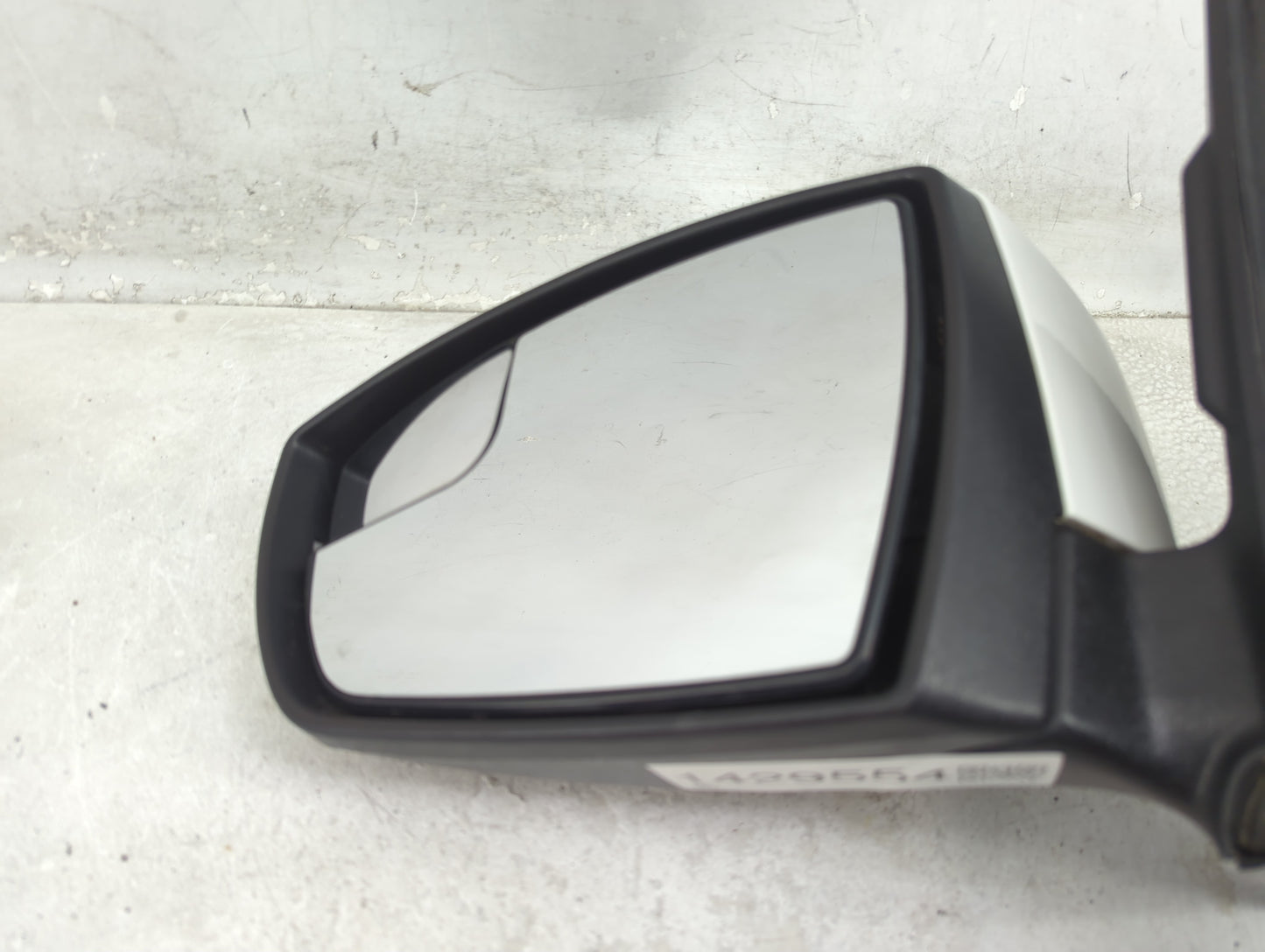 2013 Ford Escape Driver Left Side View Power Door Mirror Oxford White - Oemusedautoparts1.com