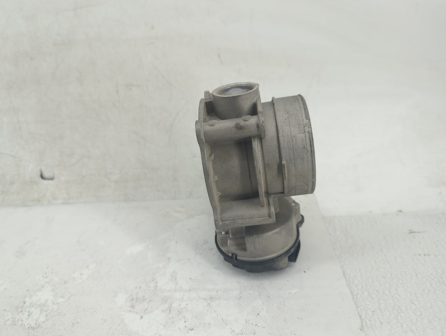 2013-2022 Ford Escape Throttle Body Fits Fits 2013 2014 2015 2016 2017 2018 2019 2020 2021 2022 OEM Used Auto Parts - Oemuse