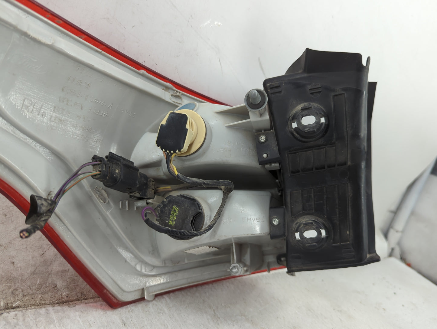 2013-2016 Ford Escape Tail Light Assembly Passenger Right OEM P/N:CJ54-13404-A Fits Fits 2013 2014 2015 2016 OEM Used Auto P
