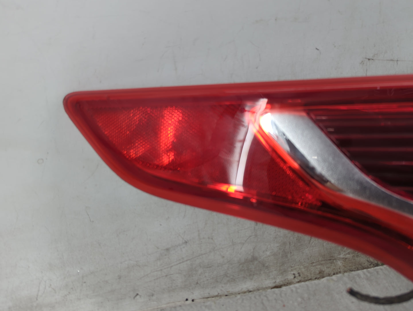 2013-2016 Ford Escape Tail Light Assembly Passenger Right OEM Fits Fits 2013 2014 2015 2016 OEM Used Auto Parts - Oemusedaut