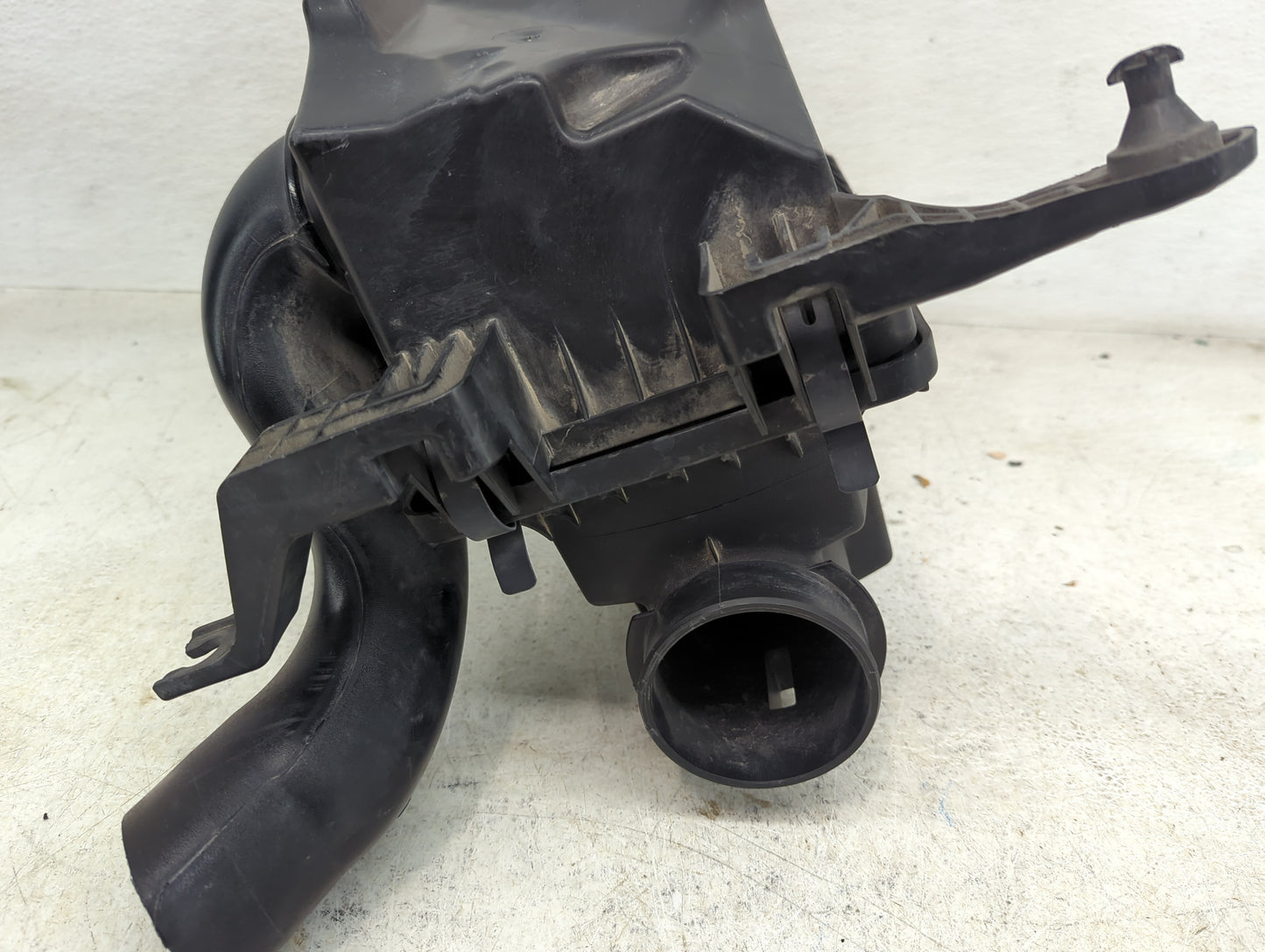 2013-2016 Ford Escape Air Cleaner Intake-duct Hose Tube - Oemusedautoparts1.com