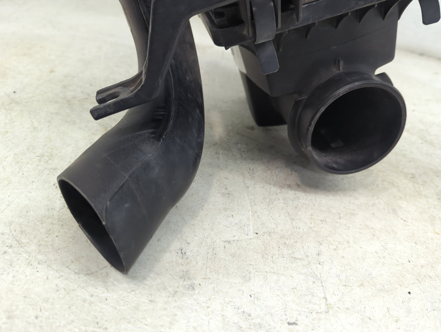 2013-2016 Ford Escape Air Cleaner Intake-duct Hose Tube - Oemusedautoparts1.com