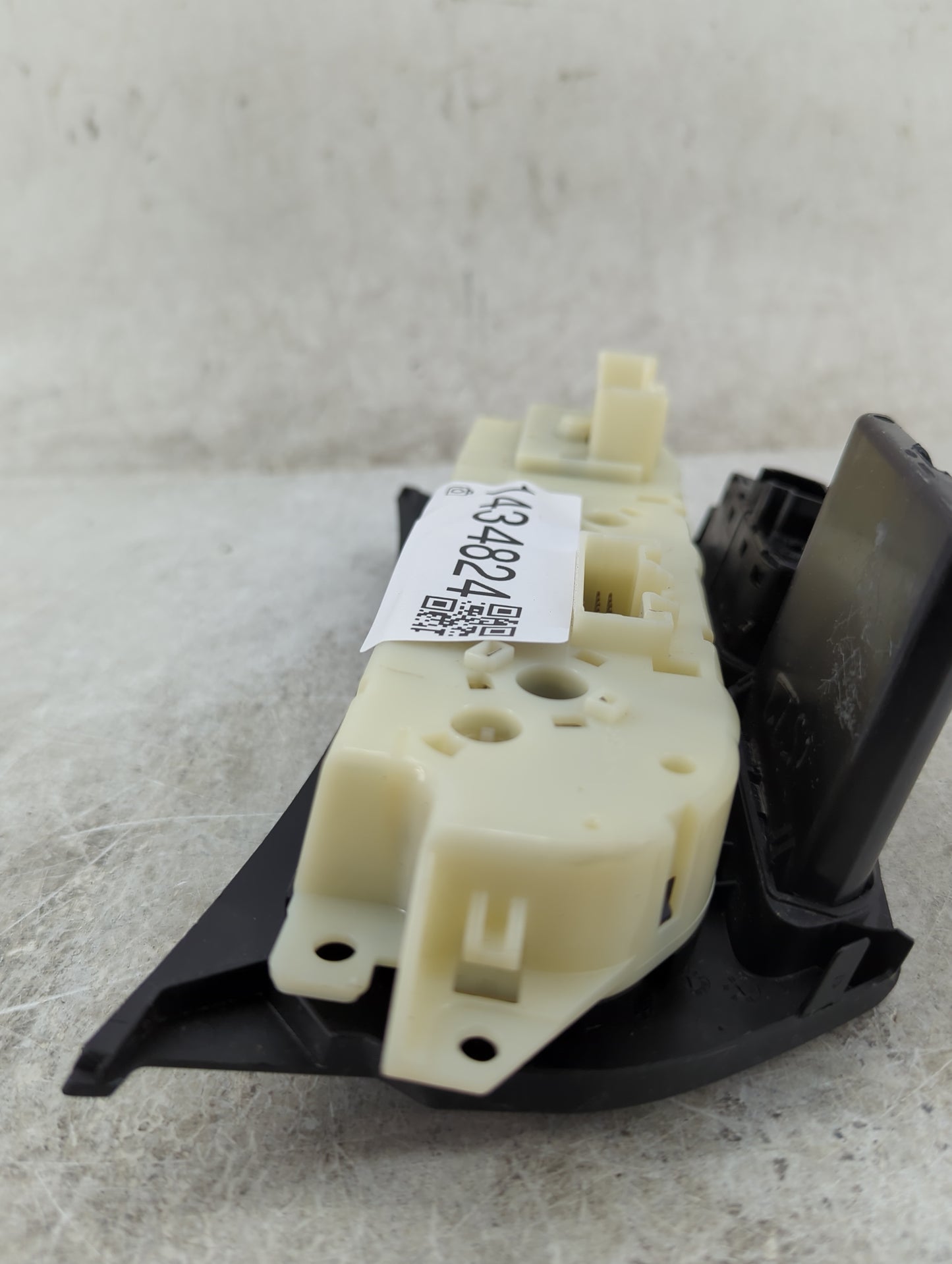 2013-2016 Ford Escape Climate Control Module Temperature AC/Heater Replacement P/N:CJ5T-19980-CE FD-CJ5T-12052911-0060 Fits 