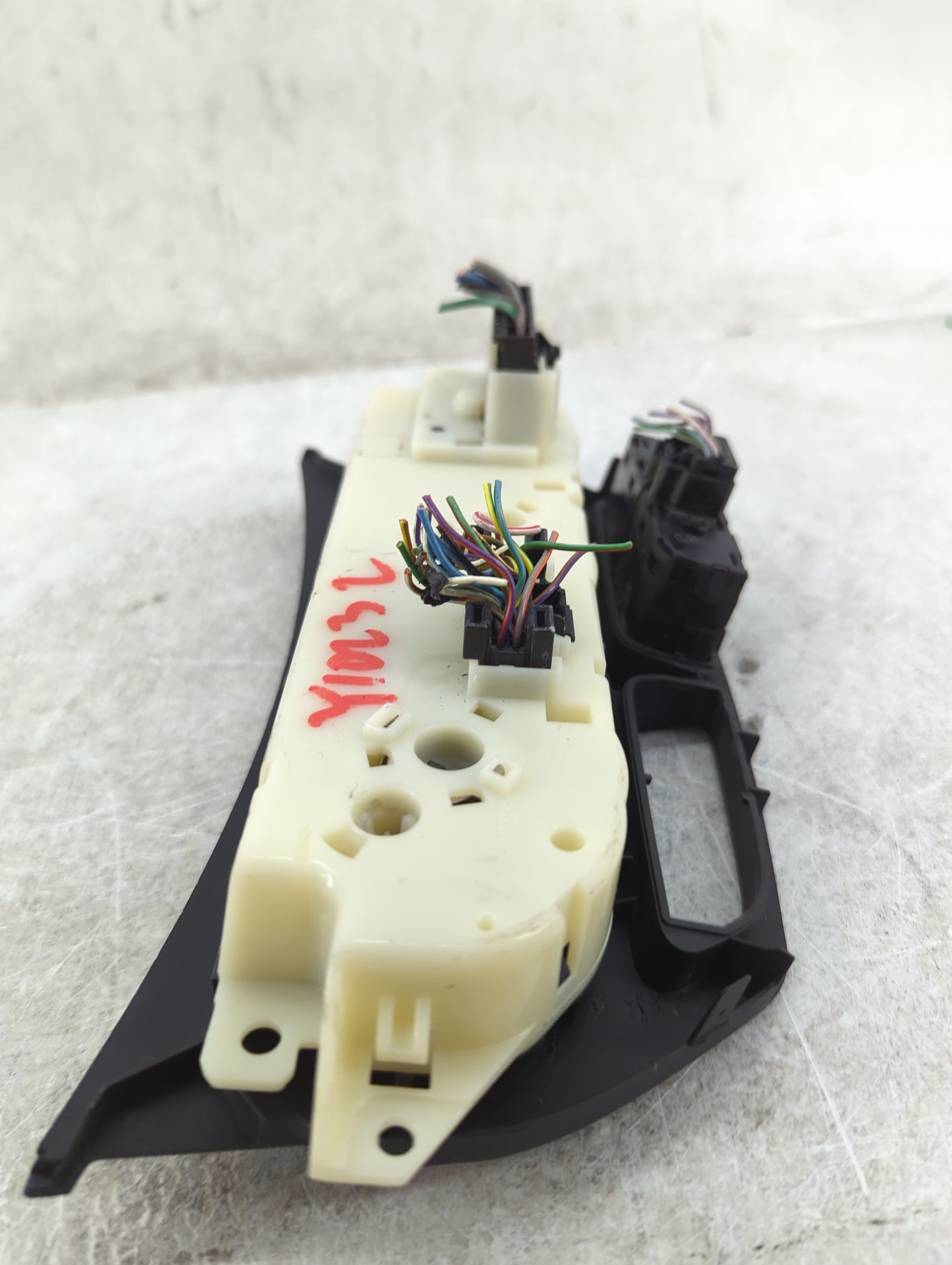 2013-2015 Ford Escape Climate Control Module Temperature AC/Heater Replacement P/N:CJ5T-19980-CK FD-CJ5T-13040321-0812 Fits 