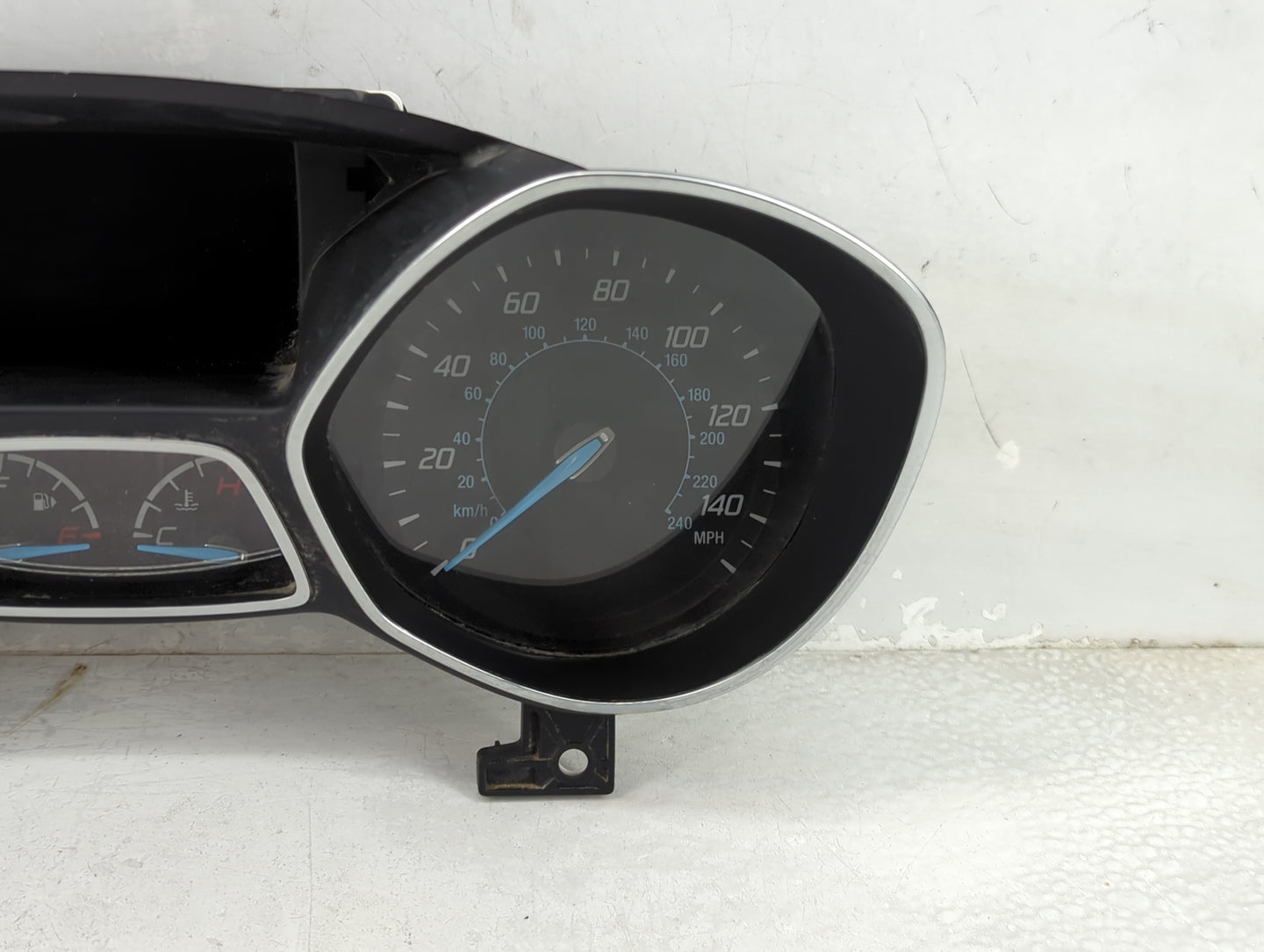 2013 Ford Escape Instrument Cluster Speedometer Gauges Fits OEM Used Auto Parts - Oemusedautoparts1.com