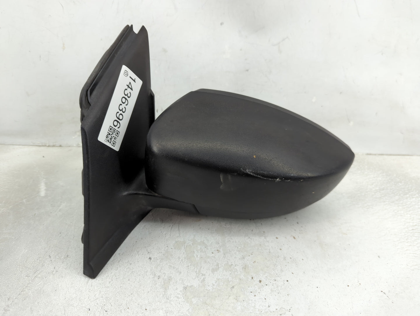 2013-2016 Ford Escape Driver Side View Mirror - Left Door Mirror OEM Used - Oemusedautoparts1.com