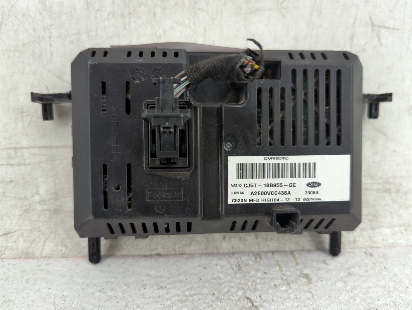 2013-2016 Ford Escape Information Display Screen - Oemusedautoparts1.com