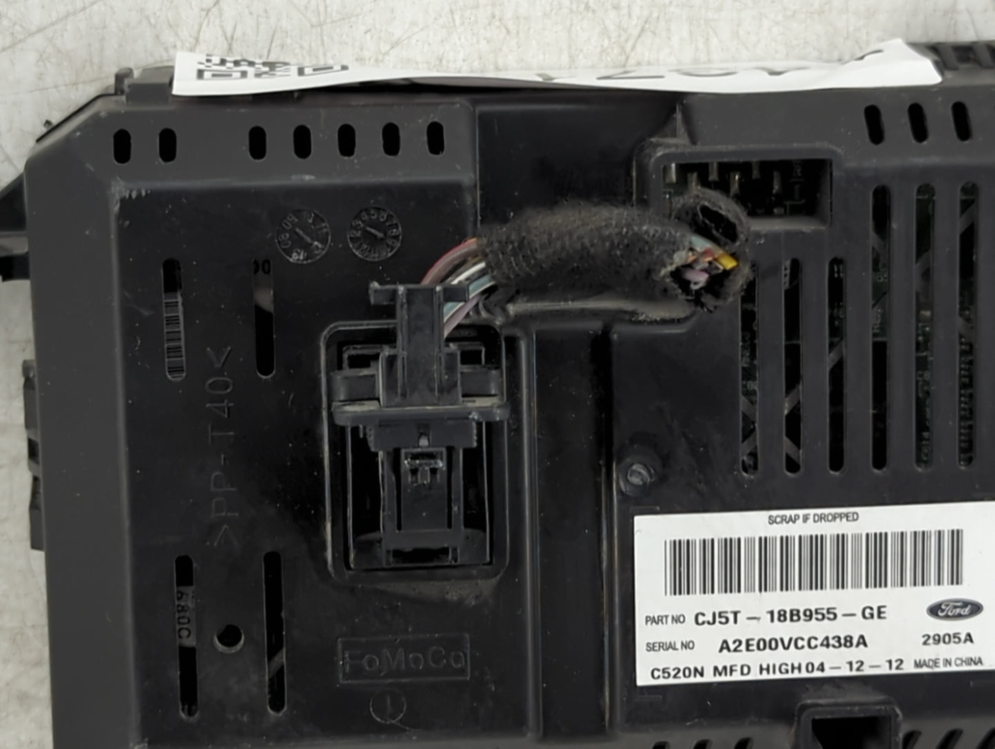 2013-2016 Ford Escape Information Display Screen - Oemusedautoparts1.com