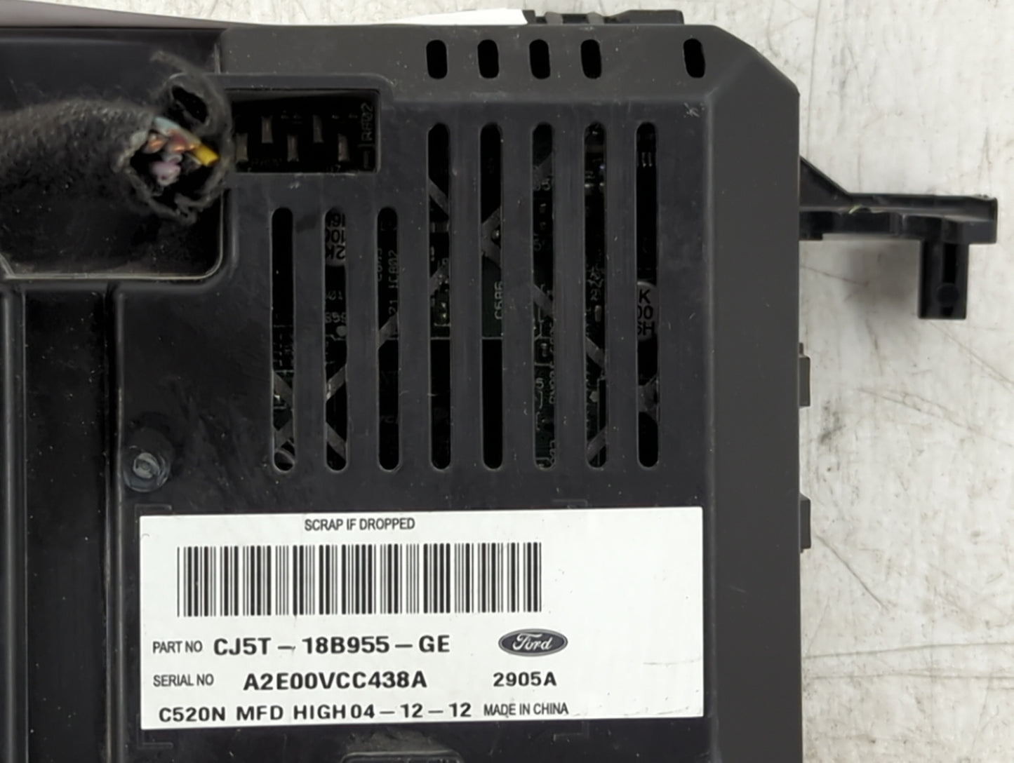 2013-2016 Ford Escape Information Display Screen - Oemusedautoparts1.com