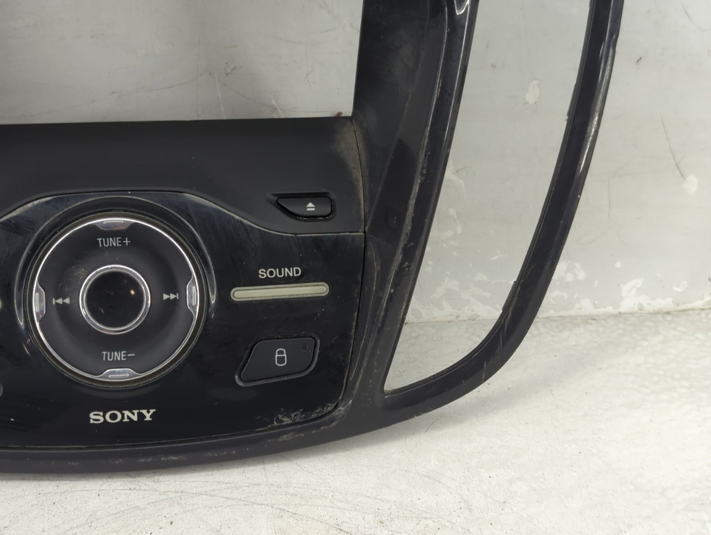 2013-2016 Ford Escape Radio Control Panel - Oemusedautoparts1.com