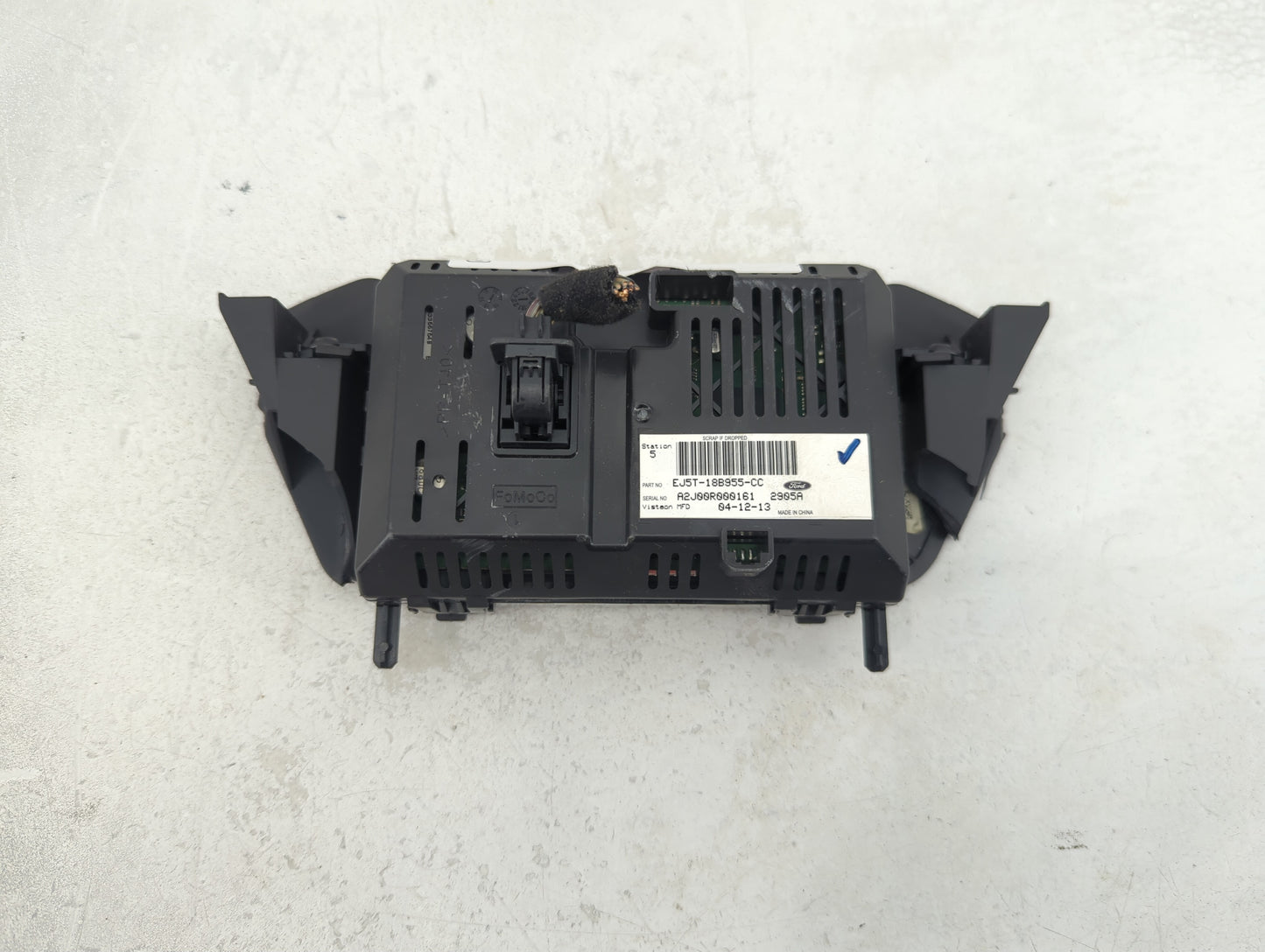 2013-2016 Ford Escape Information Display Screen - Oemusedautoparts1.com
