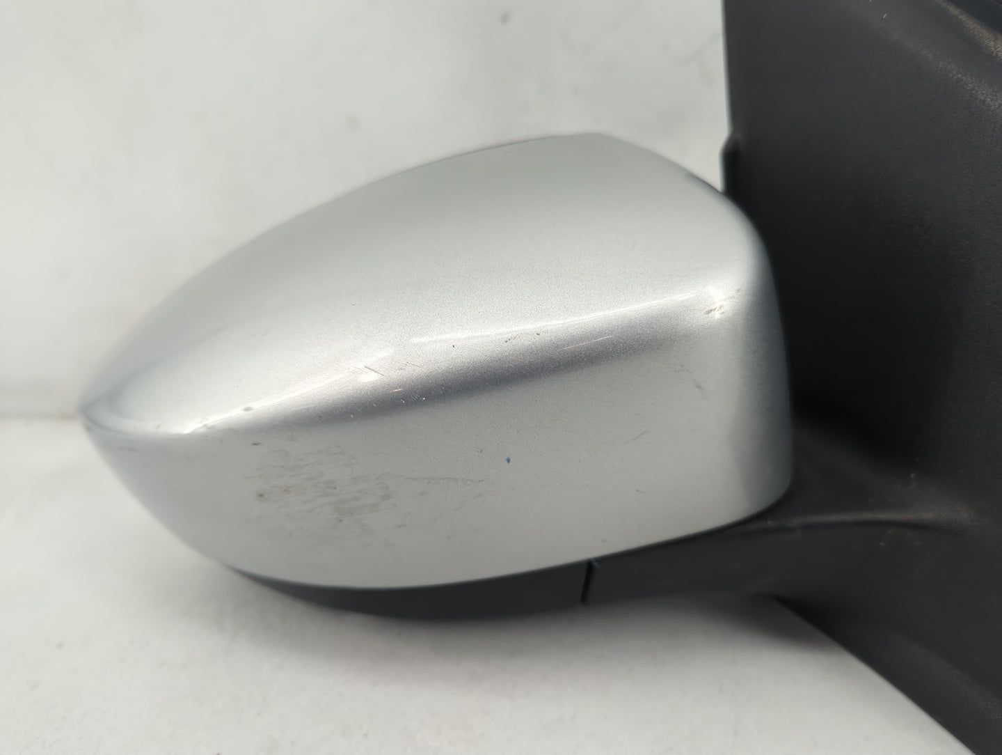 2013-2016 Ford Escape Passenger Side View Mirror - Right Door Mirror OEM Used - Oemusedautoparts1.com