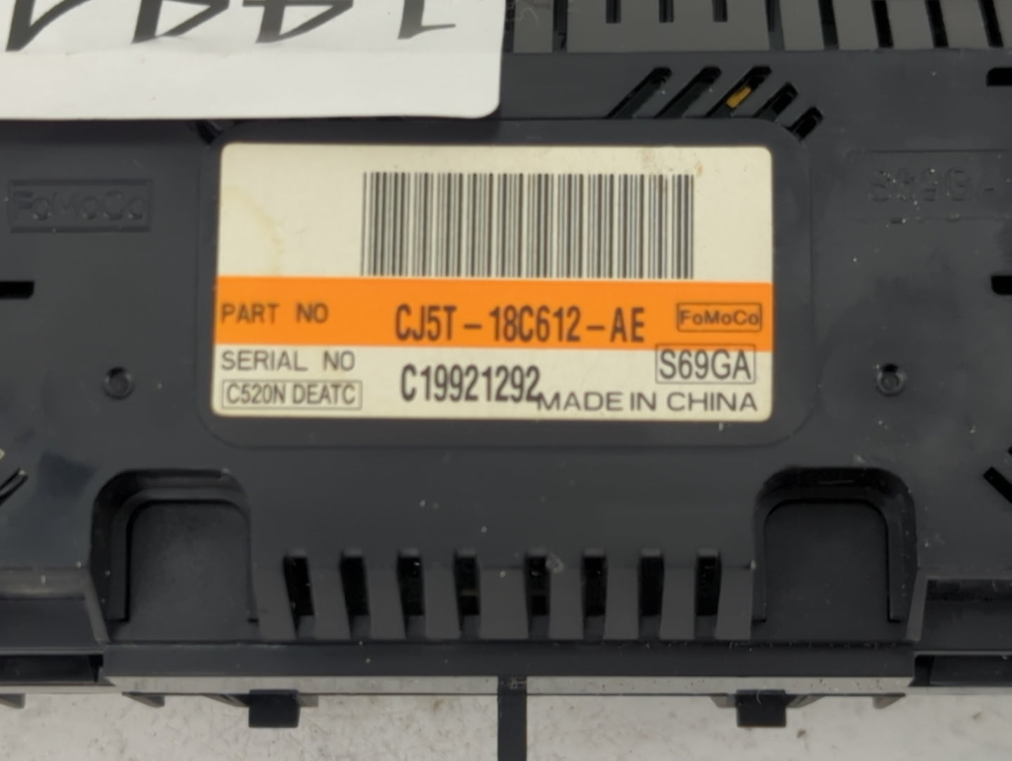 2013 Ford Escape Climate Control Module Temperature AC/Heater Replacement P/N:CJ5T-18C612-AE Fits OEM Used Auto Parts - Oemu