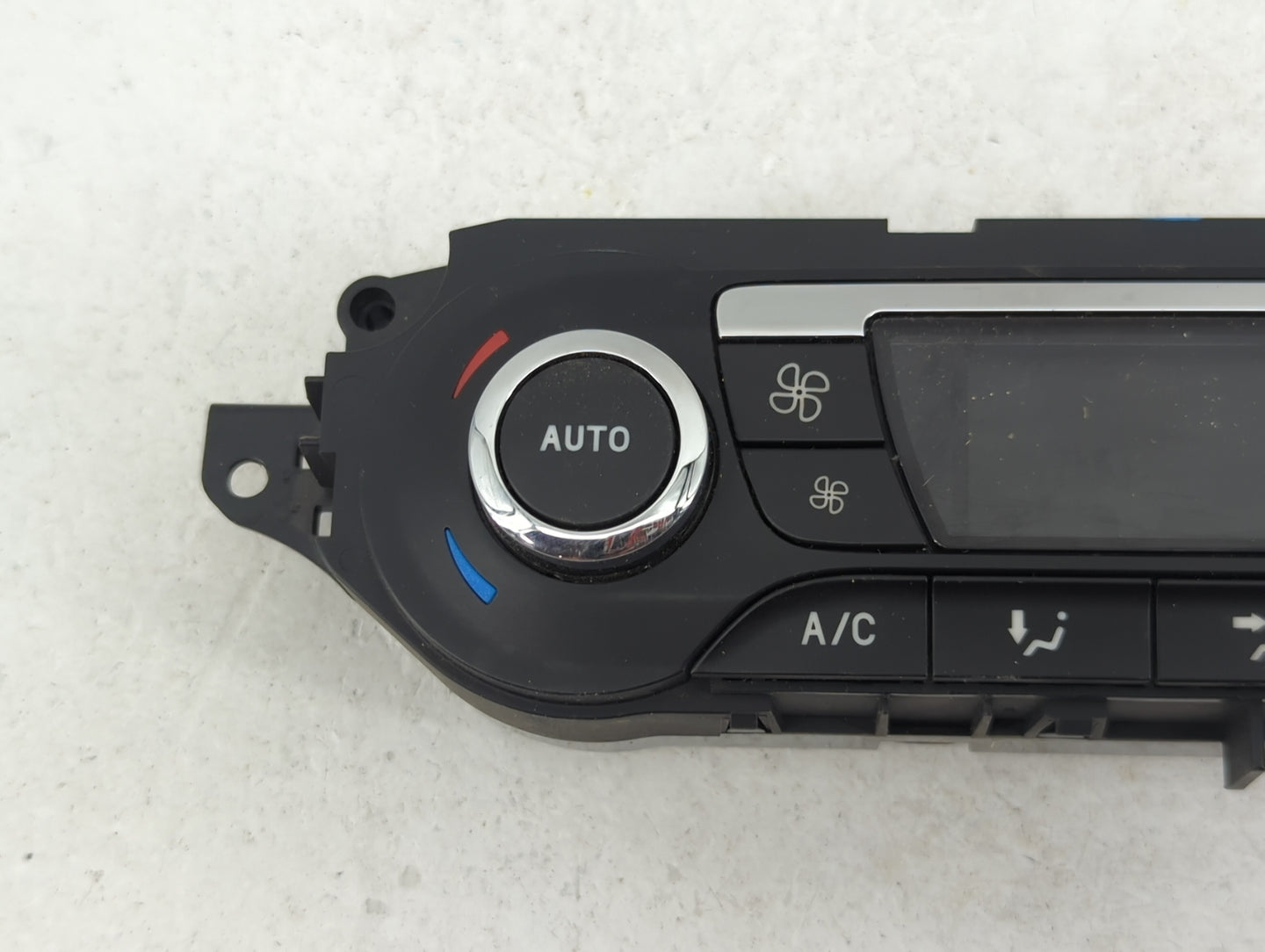2013 Ford Escape Climate Control Module Temperature AC/Heater Replacement P/N:CJ5T-18C612-AE Fits OEM Used Auto Parts - Oemu