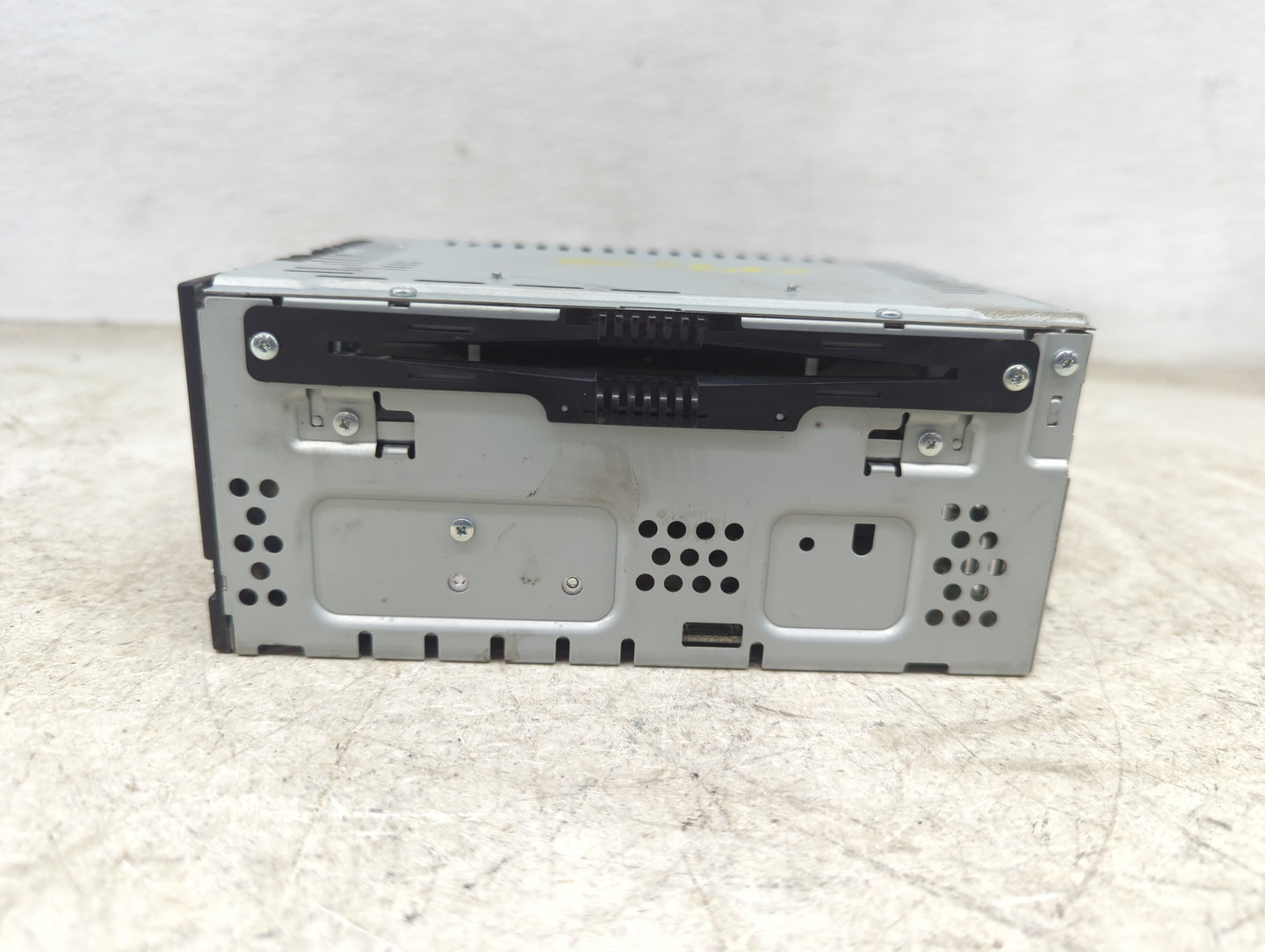 2013-2016 Ford Escape Radio AM FM Cd Player Receiver Replacement P/N:CJ5T-19C107-DE Fits Fits 2013 2014 2015 2016 OEM Used A