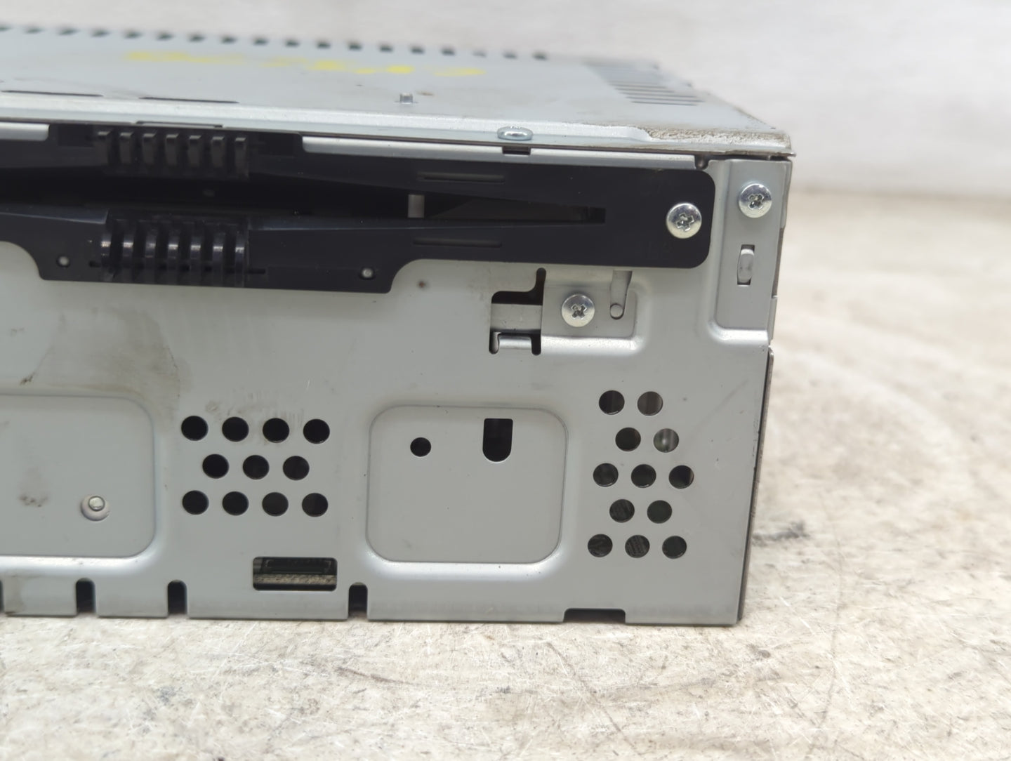 2013-2016 Ford Escape Radio AM FM Cd Player Receiver Replacement P/N:CJ5T-19C107-DE Fits Fits 2013 2014 2015 2016 OEM Used A