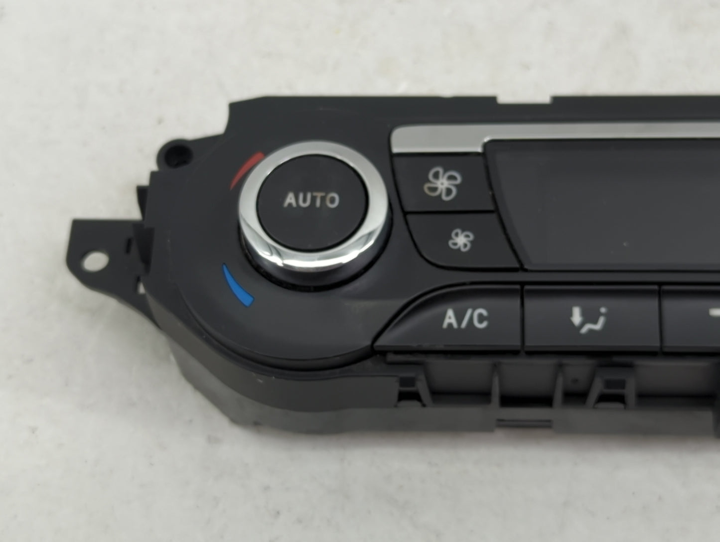 2013 Ford Escape Climate Control Module Temperature AC/Heater Replacement P/N:CJ5T-18C612-AE Fits OEM Used Auto Parts - Oemu