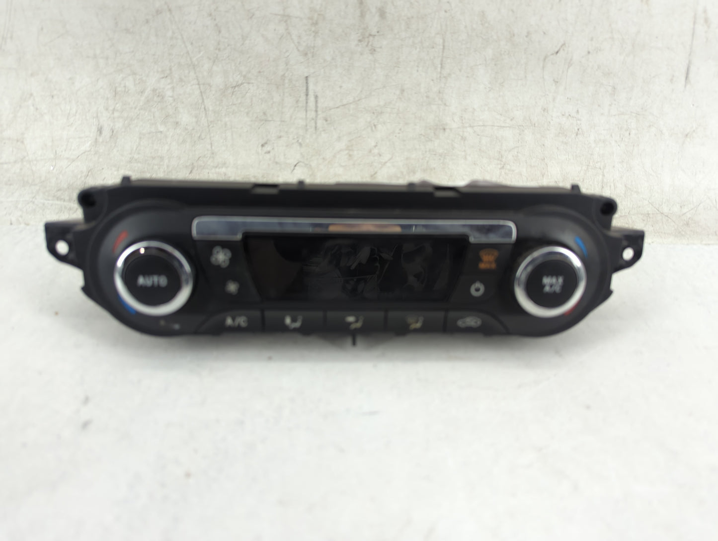 2013 Ford Escape Climate Control Module Temperature AC/Heater Replacement P/N:CJ5T-18C612-AE Fits OEM Used Auto Parts - Oemu