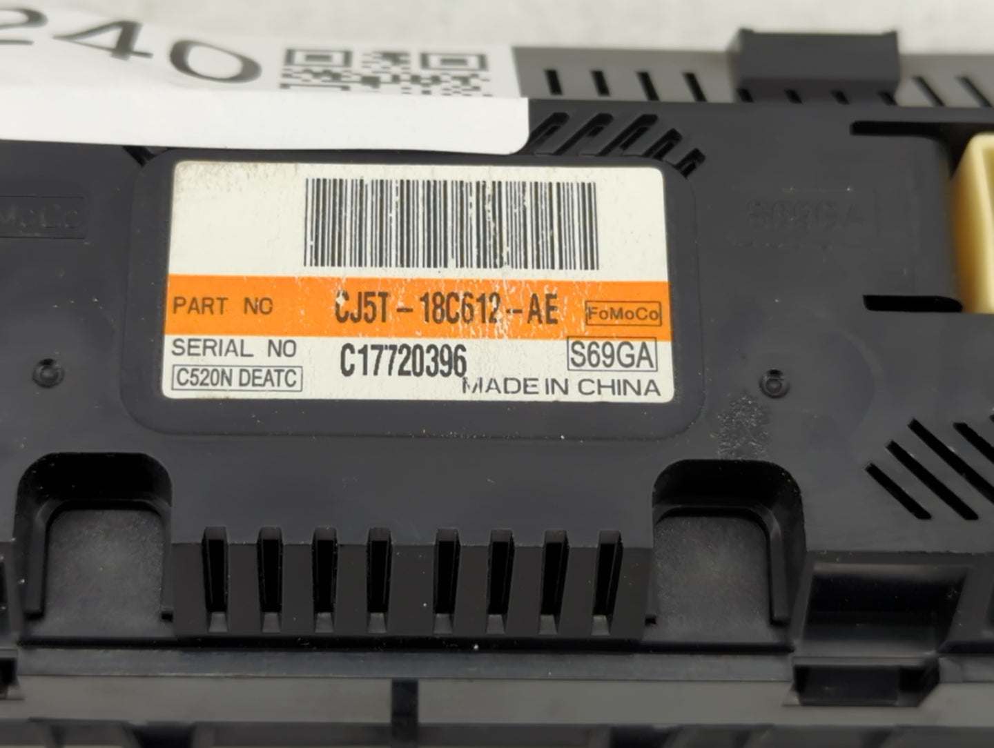 2013 Ford Escape Climate Control Module Temperature AC/Heater Replacement P/N:CJ5T-18C612-AE Fits OEM Used Auto Parts - Oemu