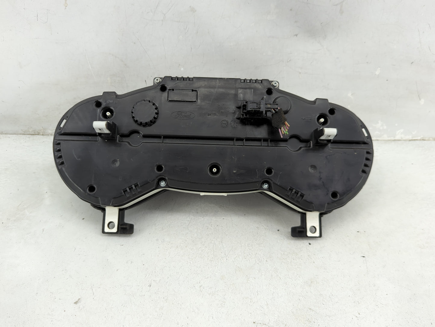 2013-2014 Ford Escape Instrument Cluster Speedometer Gauges Fits Fits 2013 2014 OEM Used Auto Parts - Oemusedautoparts1.com