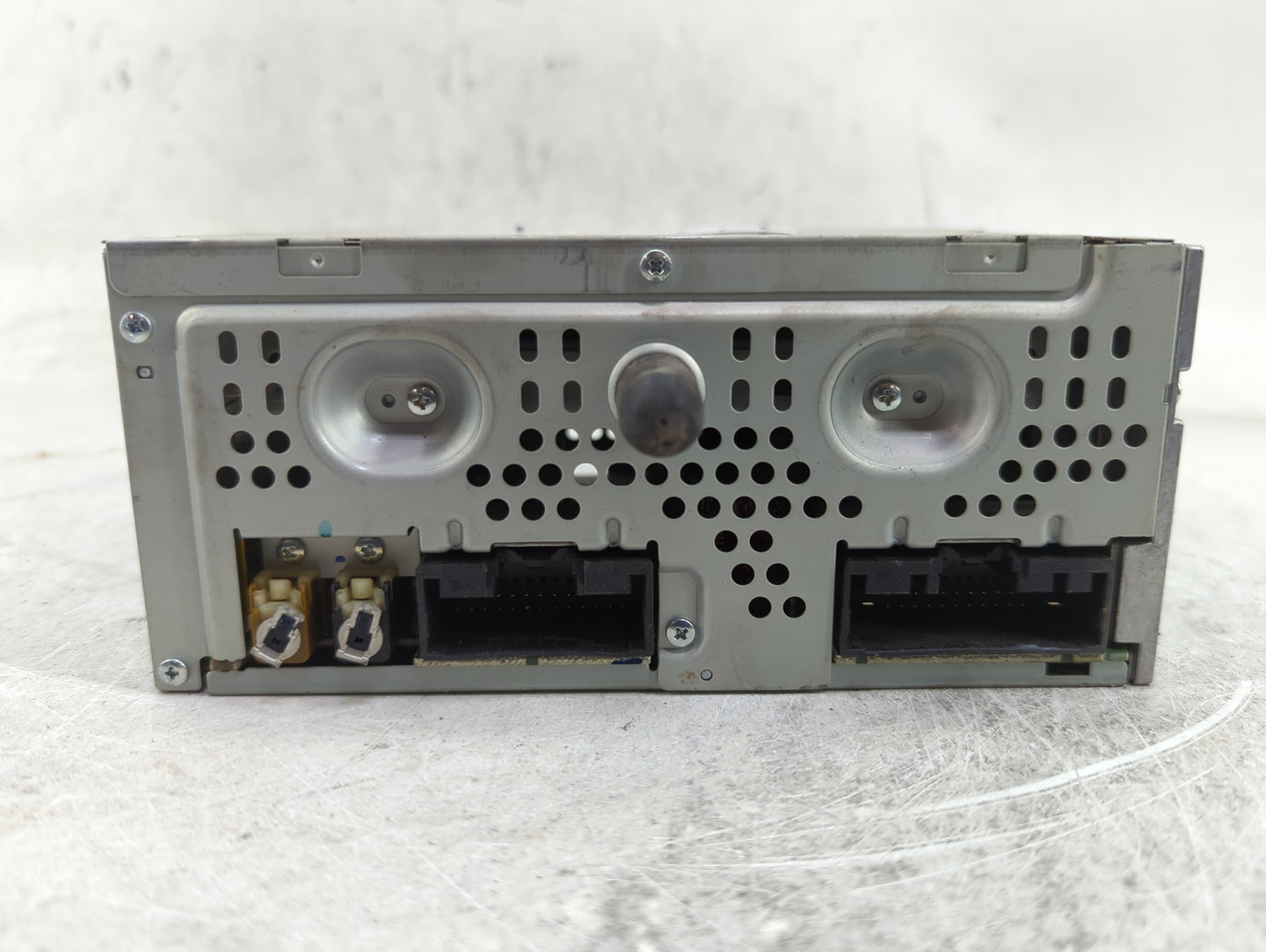 2013-2015 Ford Escape Radio AM FM Cd Player Receiver Replacement P/N:CJ5T-19C107-CG Fits Fits 2013 2014 2015 OEM Used Auto P