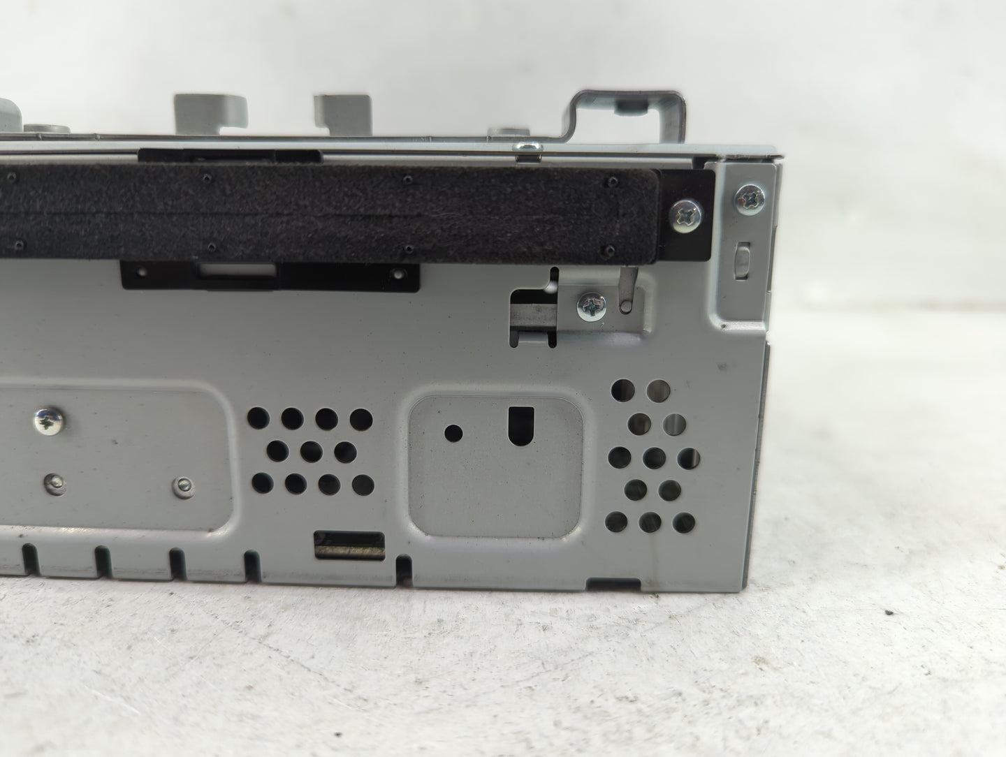 2013-2015 Ford Escape Radio AM FM Cd Player Receiver Replacement P/N:CJ5T-19C107-BG Fits Fits 2013 2014 2015 OEM Used Auto P