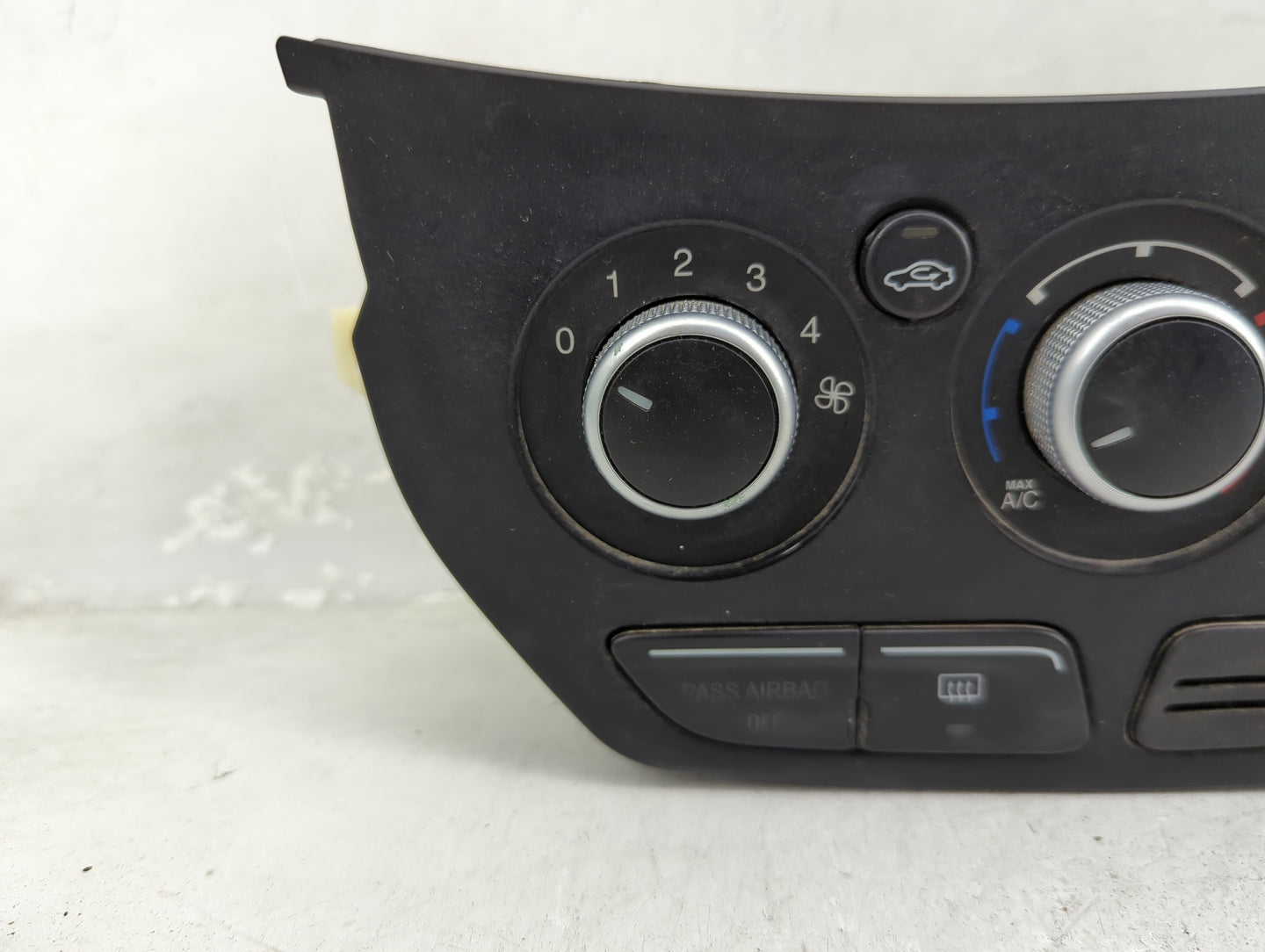 2013-2016 Ford Escape Climate Control Module Temperature AC/Heater Replacement P/N:CJ5T-19980-CH E1067439 Fits OEM Used Auto