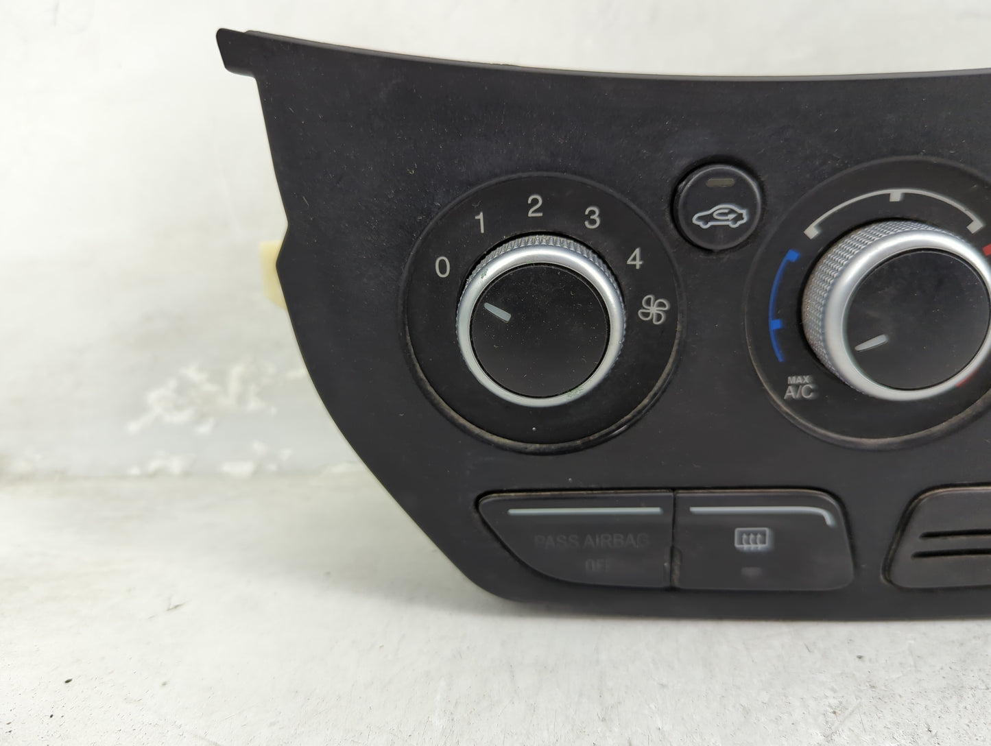 2013-2016 Ford Escape Climate Control Module Temperature AC/Heater Replacement P/N:CJ5T-19980-CH E1067439 Fits OEM Used Auto