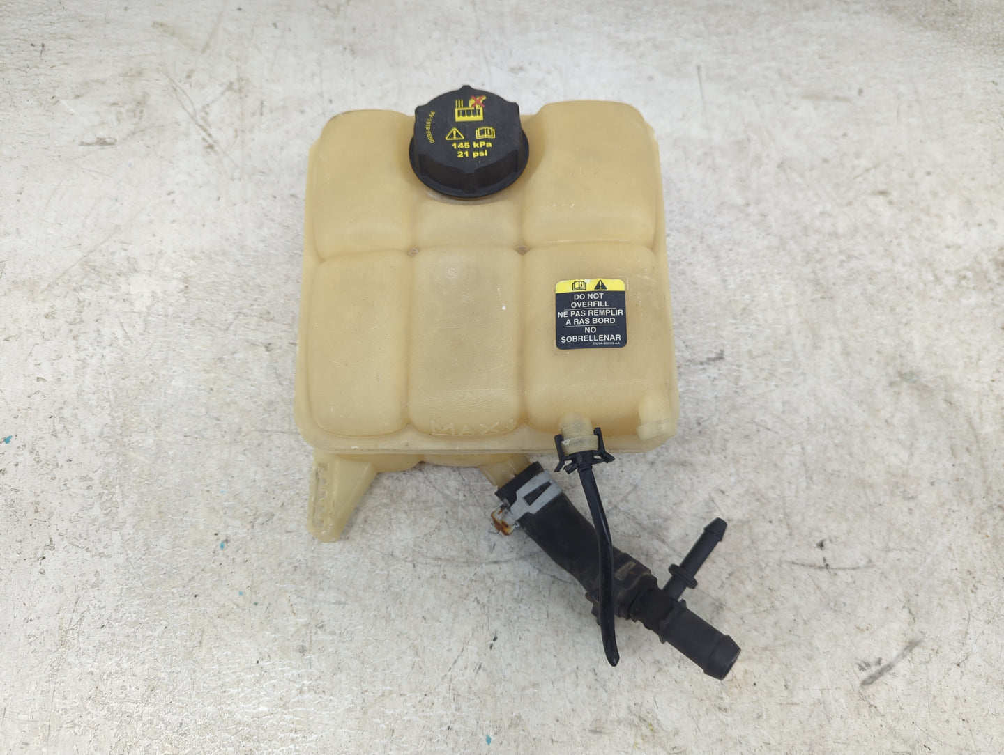 2013-2016 Ford Escape Radiator Coolant Overflow Expansion Tank Bottle 1449264 - Oemusedautoparts1.com