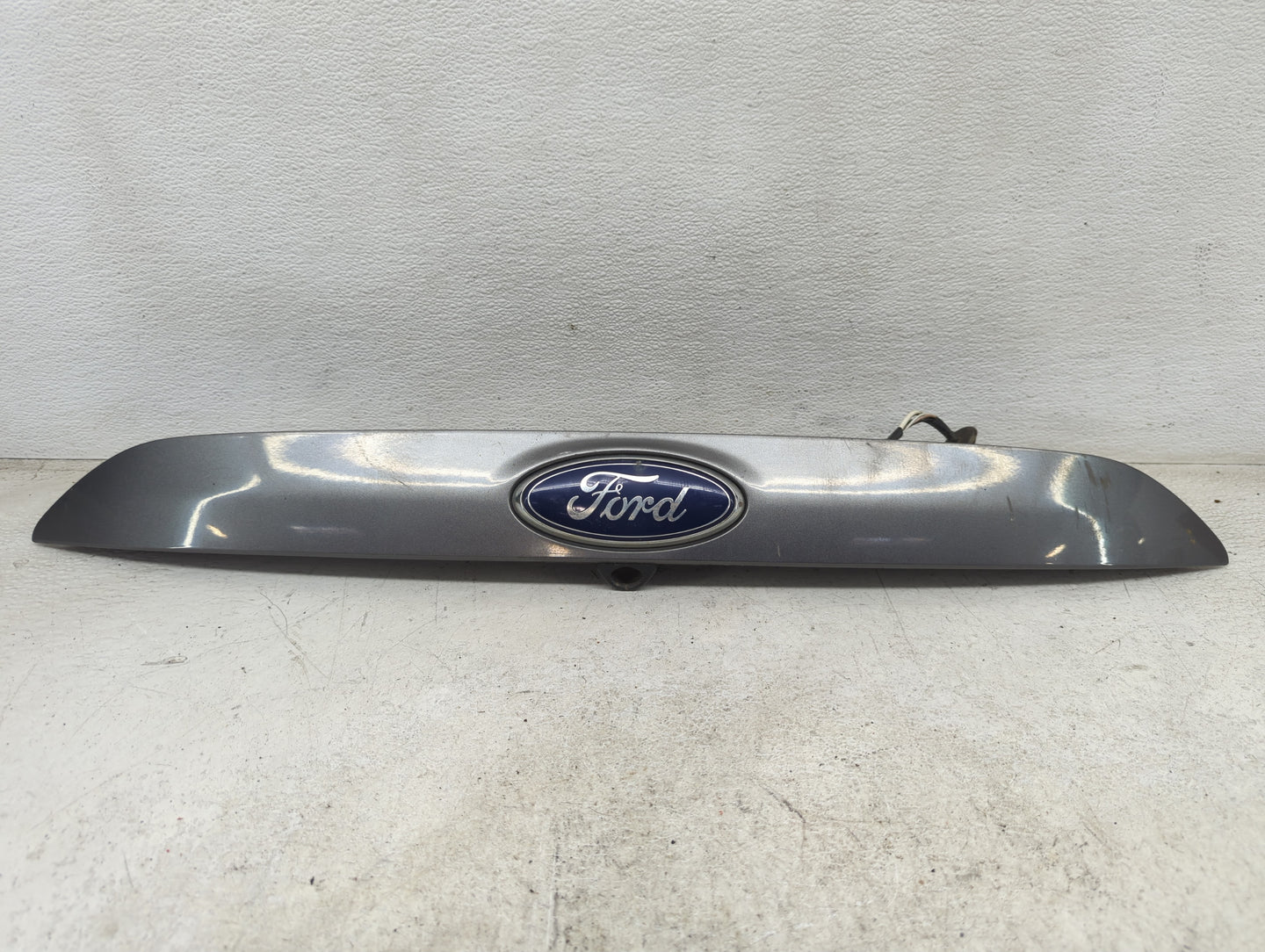 2013-2016 Ford Escape Trunk/decklid/hatch/tailgate Oem Gray - Oemusedautoparts1.com