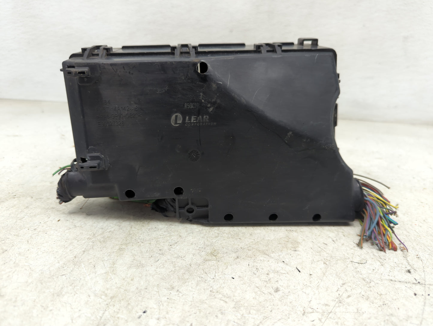 2013 Ford Escape Fusebox Fuse Box Panel Relay Module P/N:AV6T-14A067-AC 5B0Q10107 Fits OEM Used Auto Parts - Oemusedautopart