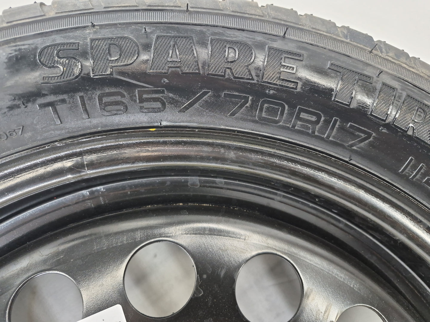 2013-2019 Ford Escape Spare Donut Tire Wheel Rim Oem 1461841 - Oemusedautoparts1.com