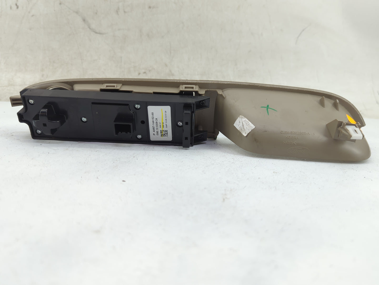 2013-2019 Ford Escape Master Power Window Switch Replacement Driver Side Left P/N:AM5T-14A132-AA CJ54-S203B05A Fits OEM Used