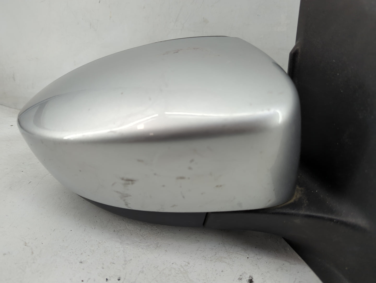 2013-2016 Ford Escape Passenger Side View Mirror - Right Door Mirror OEM Used - Oemusedautoparts1.com