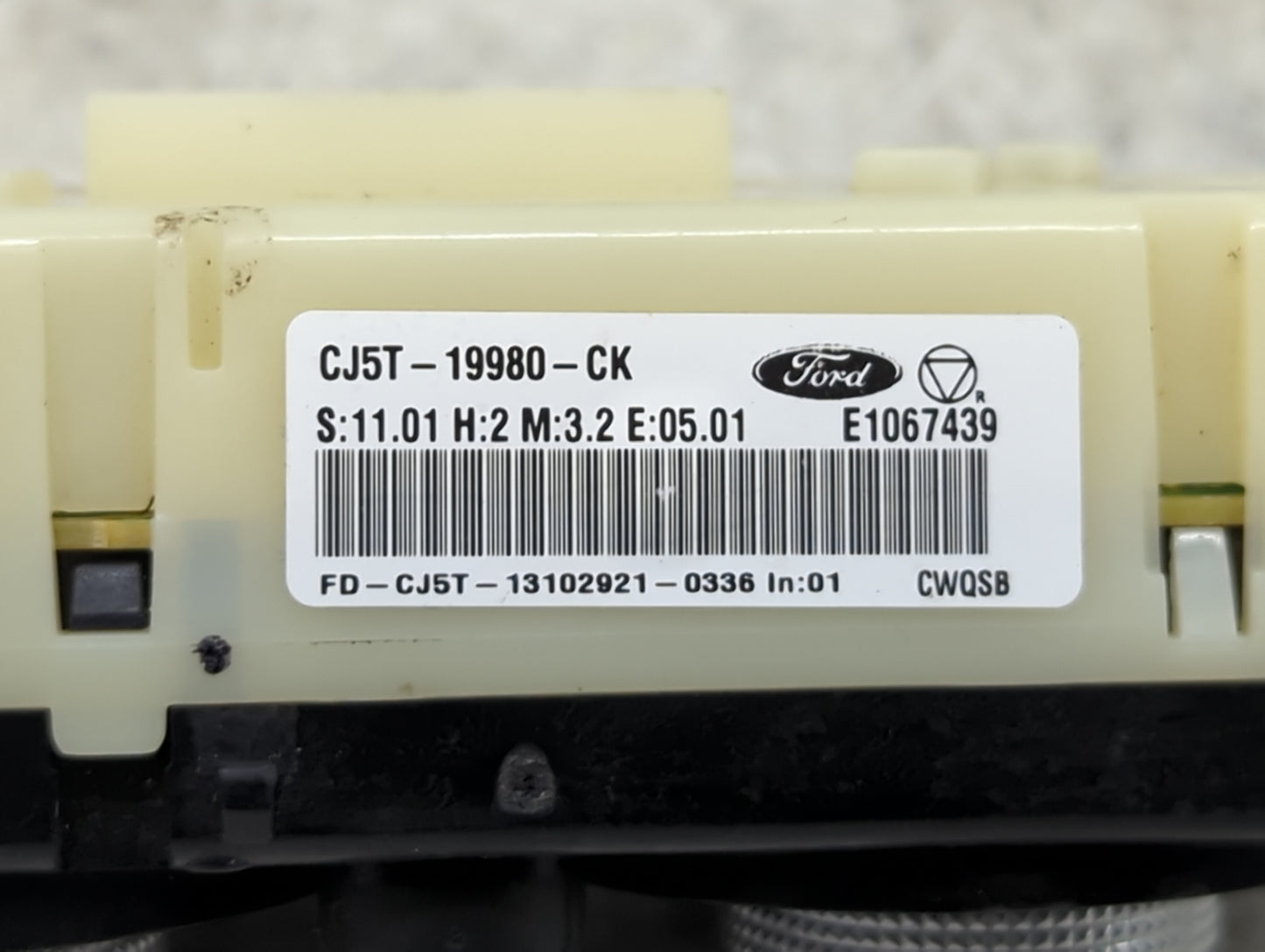 2013-2016 Ford Escape Climate Control Module Temperature AC/Heater Replacement P/N:CJ5T-19980-CK Fits Fits 2013 2014 2015 20