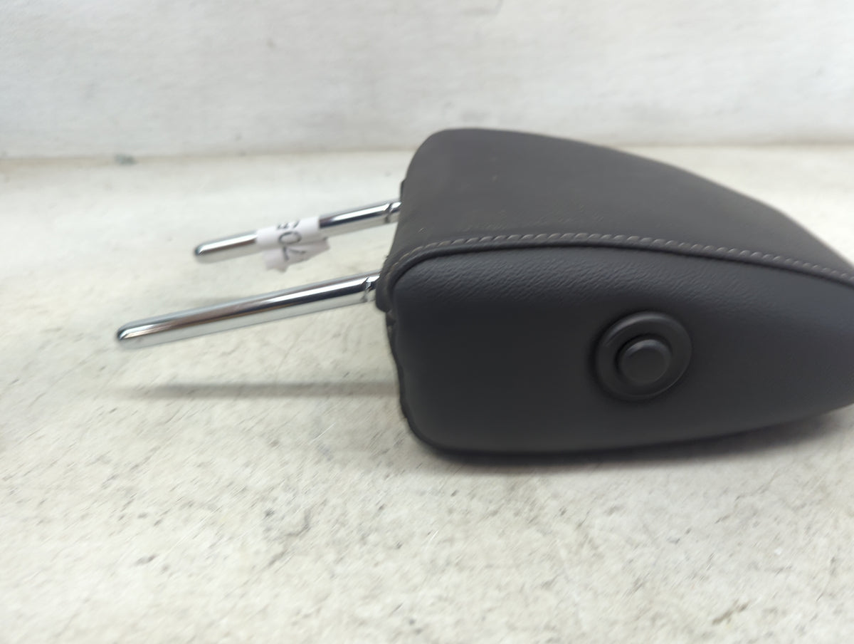 2013-2015 Ford Escape Headrest Head Rest Front Driver Seat Black 1470596 - Oemusedautoparts1.com