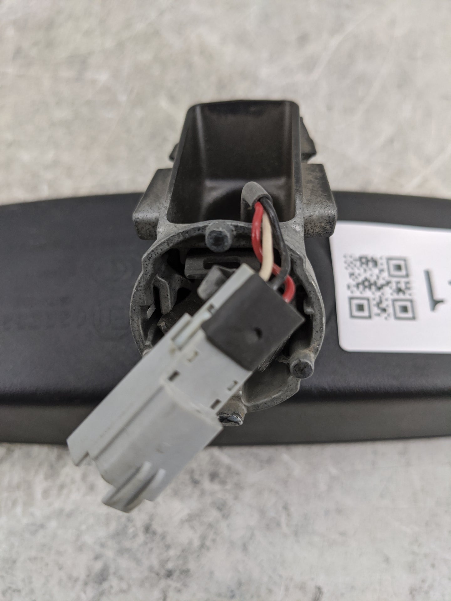 2013-2019 Ford Escape Interior Rear View Mirror Replacement OEM P/N:026532 GNTX-989 Fits OEM Used Auto Parts - Oemusedautopa