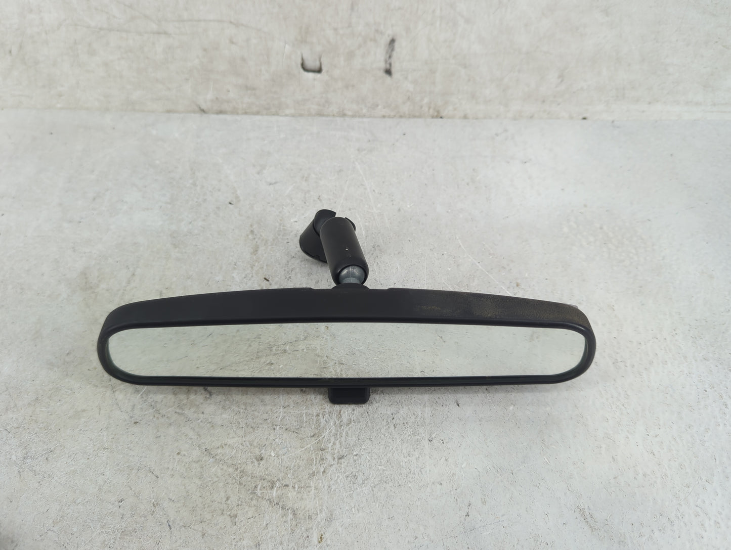 2001-2016 Ford Escape Interior Rear View Mirror Replacement OEM P/N:011581 Fits OEM Used Auto Parts - Oemusedautoparts1.com