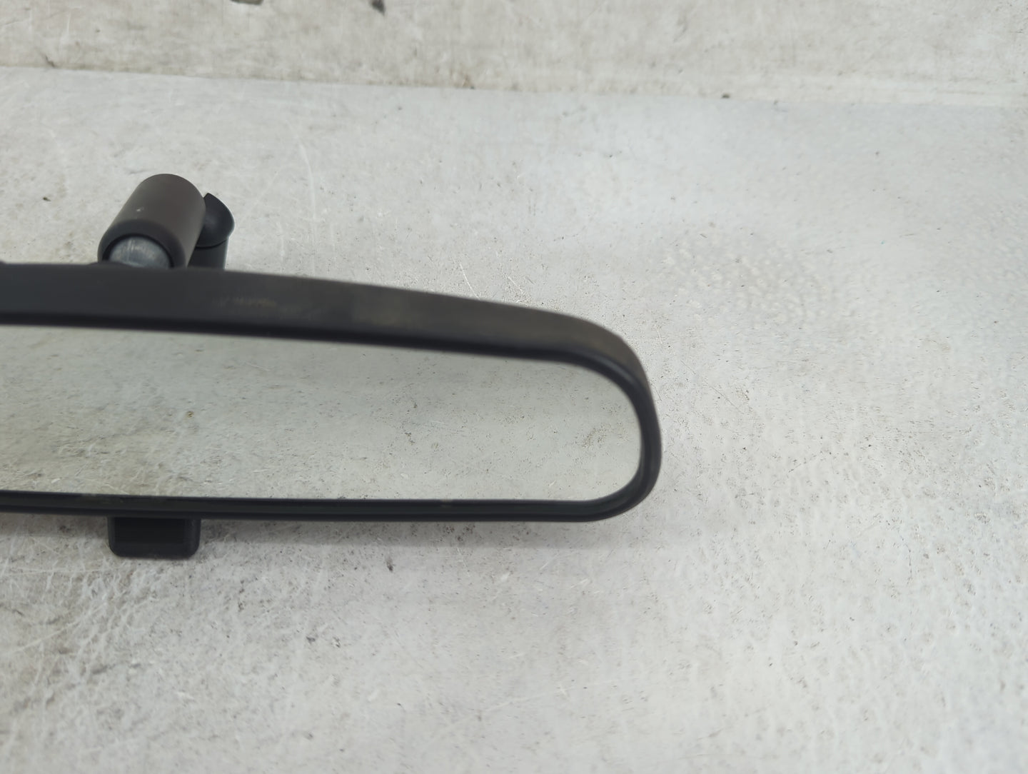 2001-2016 Ford Escape Interior Rear View Mirror Replacement OEM P/N:011581 Fits OEM Used Auto Parts - Oemusedautoparts1.com