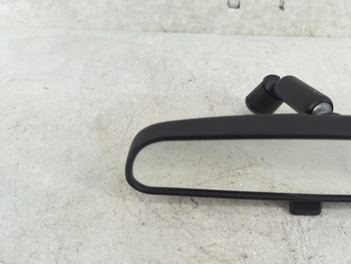 2001-2016 Ford Escape Interior Rear View Mirror Replacement OEM P/N:011581 Fits OEM Used Auto Parts - Oemusedautoparts1.com